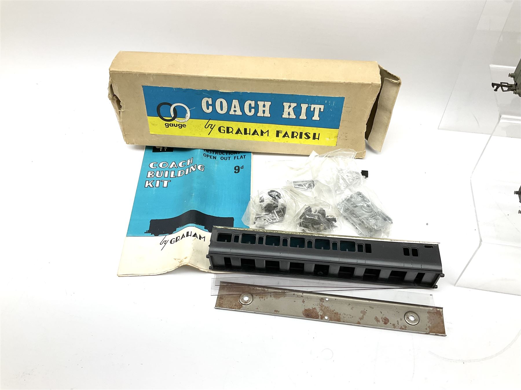 Graham Farish '00' gauge - five Graham Farish/Formoway Coach Building Kits - Image 3 of 5