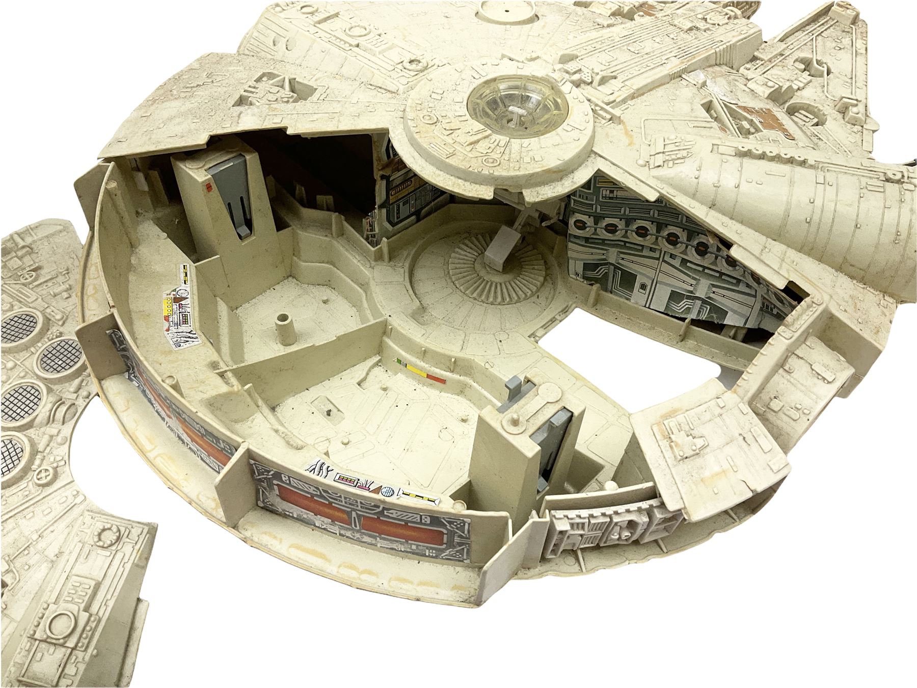 Star Wars - collection of various scale vehicles including two Millenium Falcons - Image 13 of 15