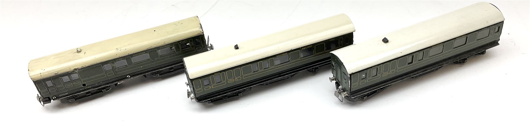 Trix Twin - three-rail Southern EMU three-car set No.11081; unboxed (3) - Image 2 of 3
