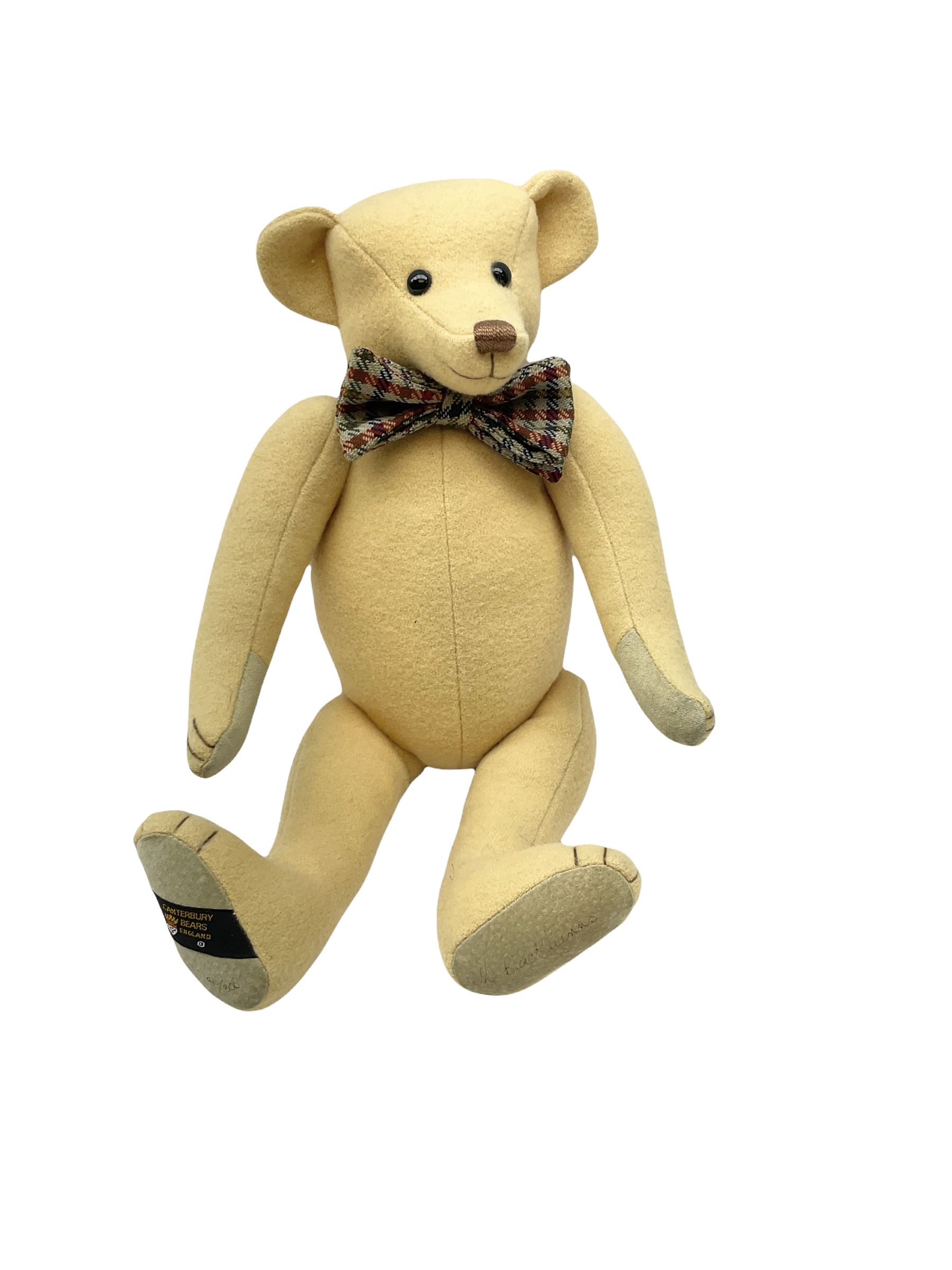 Five modern collector's teddy bears - Steiff 2001 bear No.660177 with tags; Hermann limited edition - Image 7 of 8