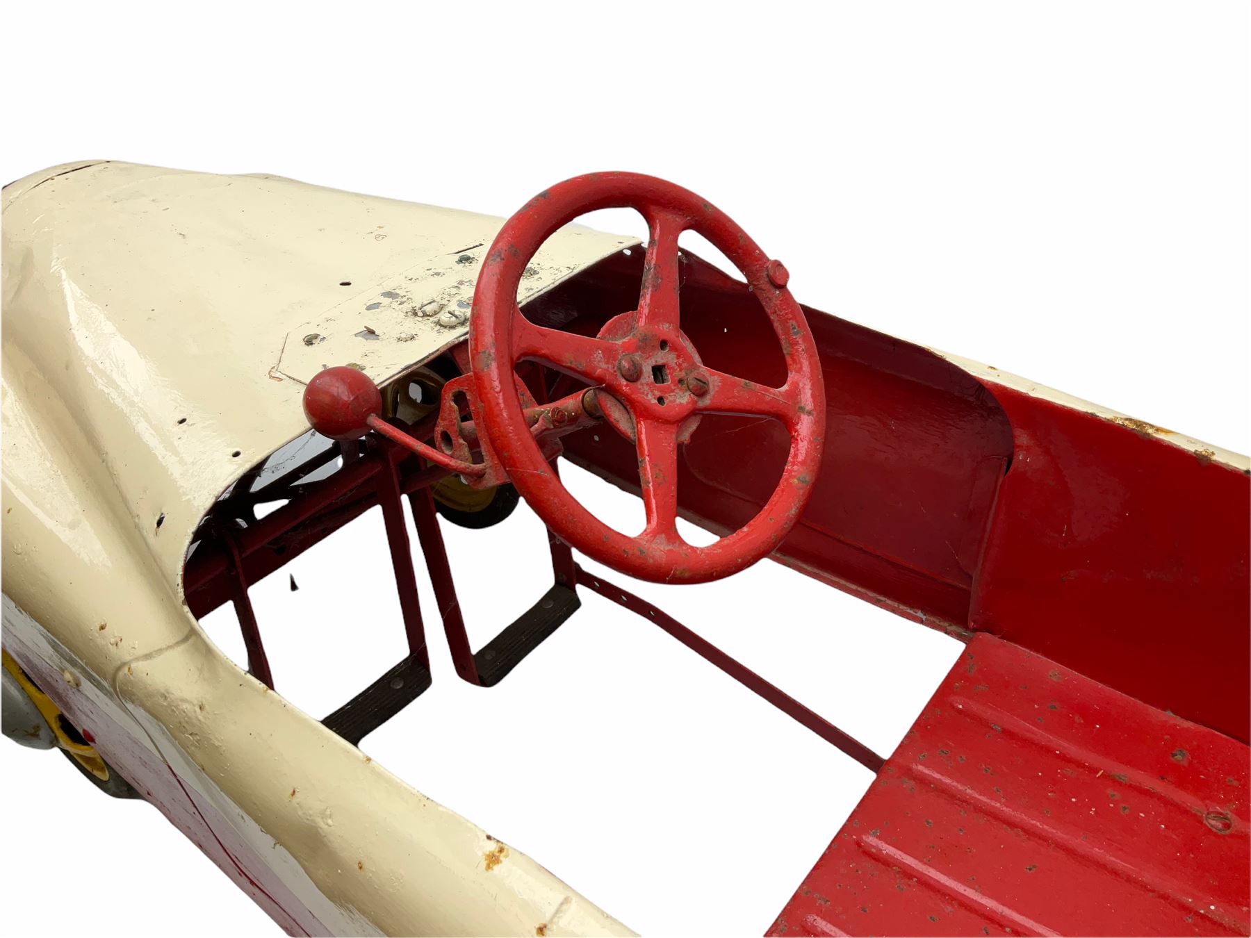 1950s child's tin-plate pedal car - Image 4 of 10