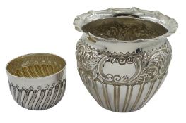 Edwardian silver bowl embossed half reeded and foliate decoration by Jay