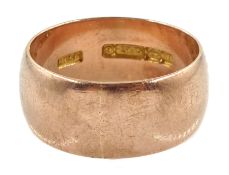 Early 20th century 9ct rose gold wedding band