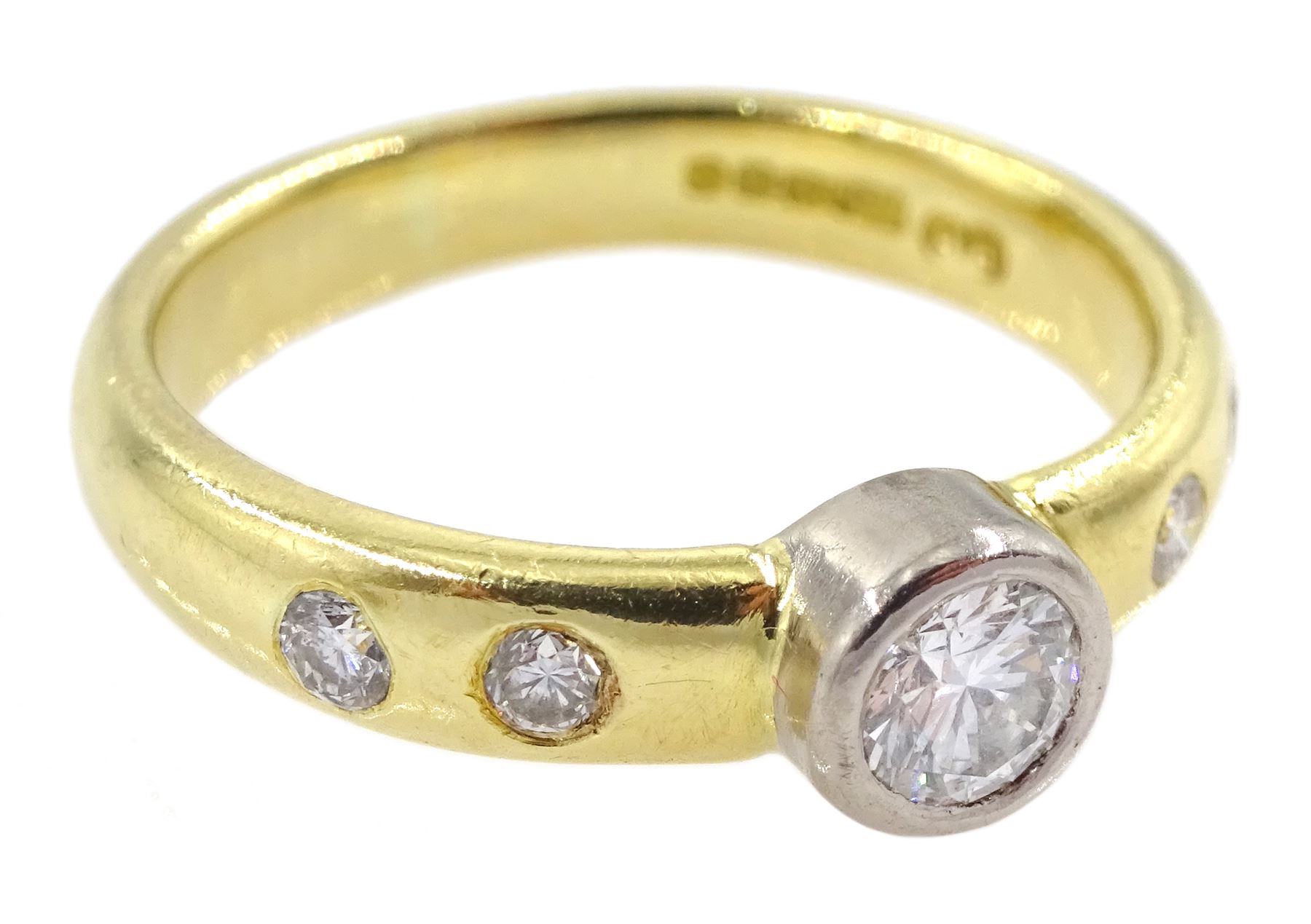 18ct gold diamond ring - Image 3 of 4