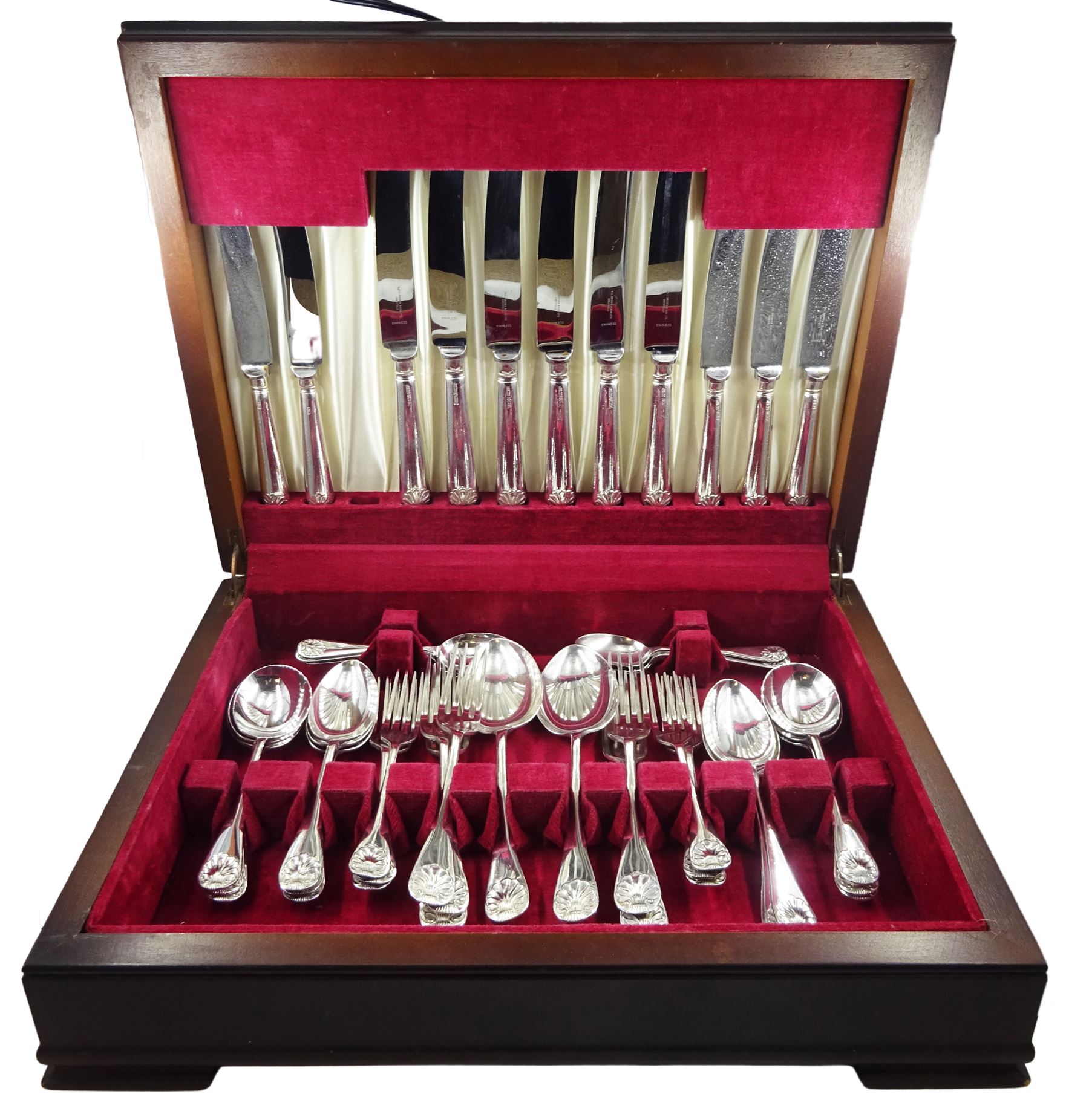 Canteen of silver cutlery for six place settings (one large fork and one small knife missing)