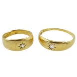 Two Edwardian 18ct gold single stone diamond rings