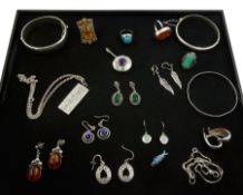 Silver and stone set silver jewellery including amber rings and pair of earrings