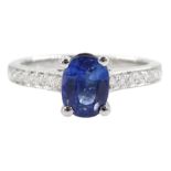 18ct white gold single stone oval sapphire ring