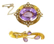 19th/ early 20th century 15ct gold oval amethyst and split pearl brooch and an Edwardian 15ct amethy