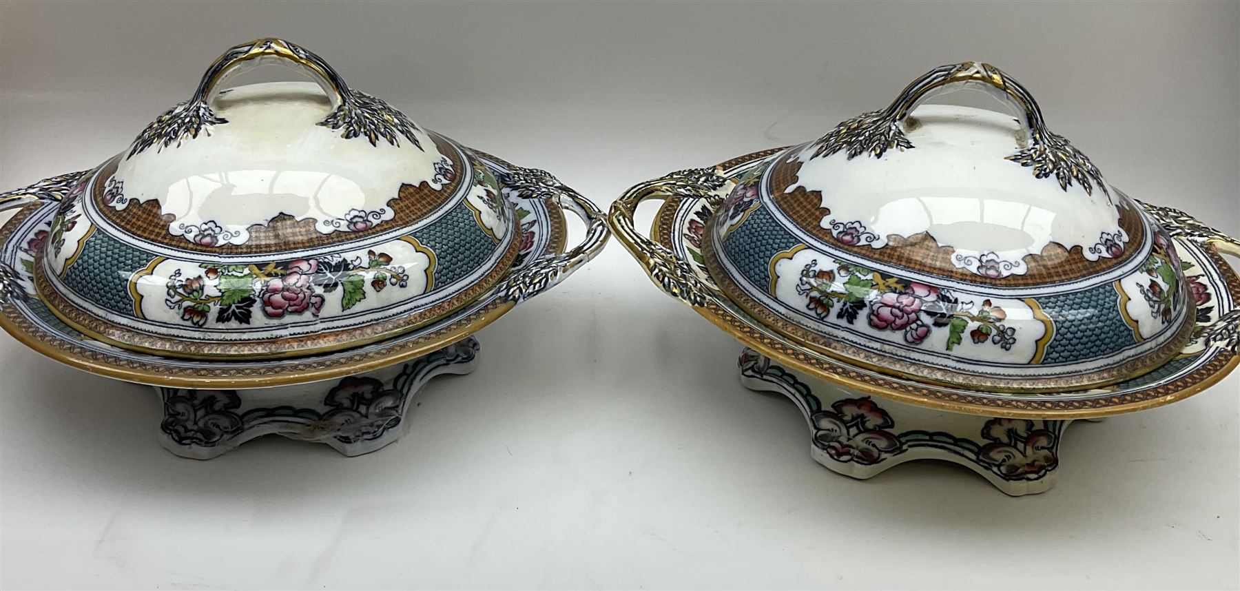 Victorian Turner & Tomkinson peel pattern ironstone dinner wares - Image 9 of 16