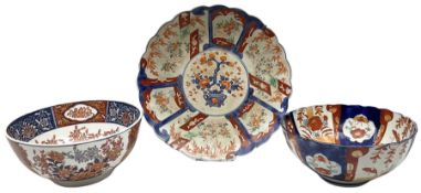 Japanese Imari bowl of circular form