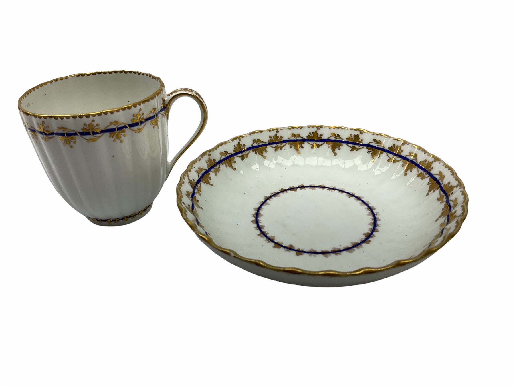 Early 19th century Derby teacup and saucer - Image 5 of 7