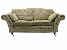 Quality traditional design three seat sofa (L215cm)