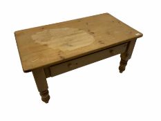 Waxed pine rectangular coffee table