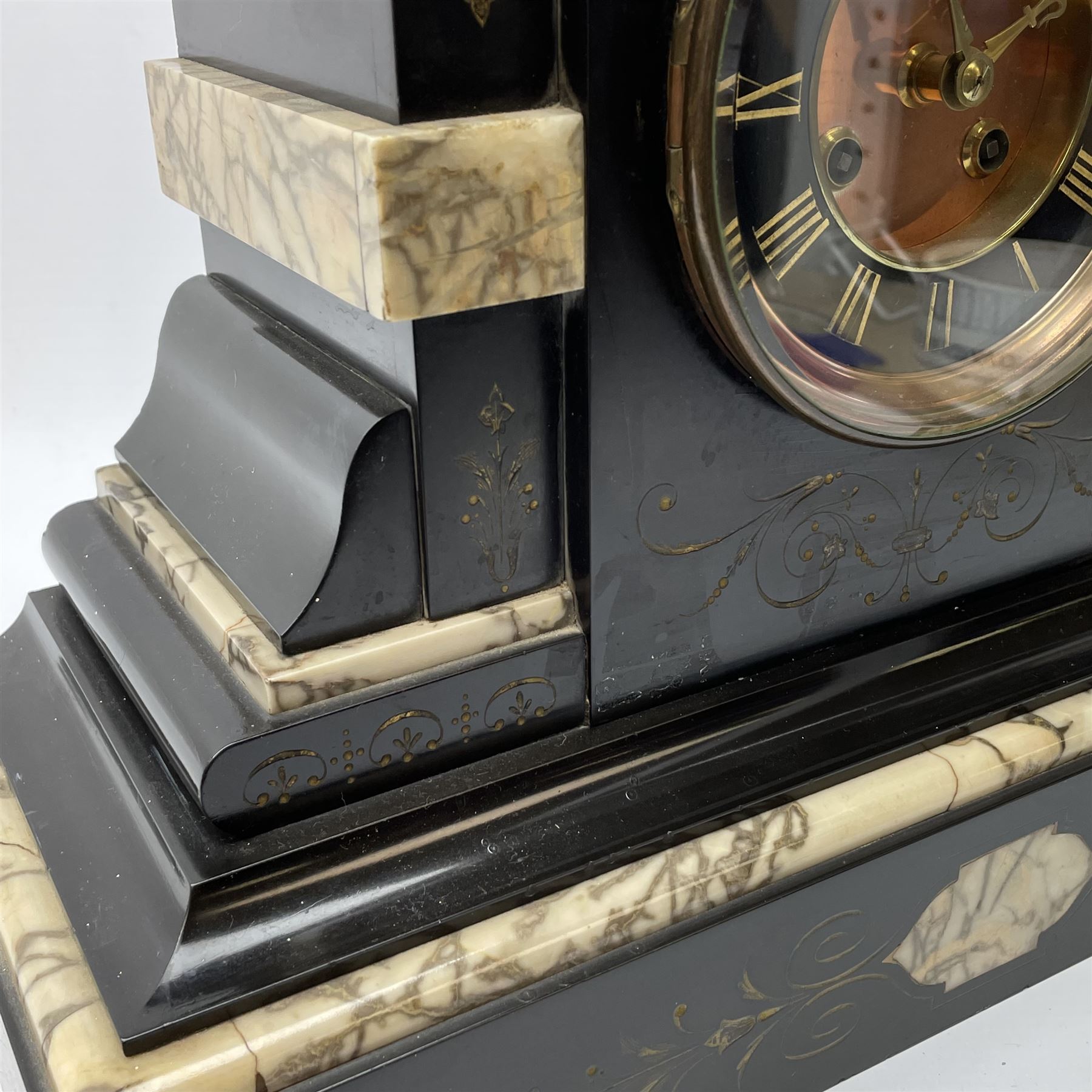 Late 19th century twin train French eight-day rack striking mantle clock with a recoil escapement st - Image 4 of 8