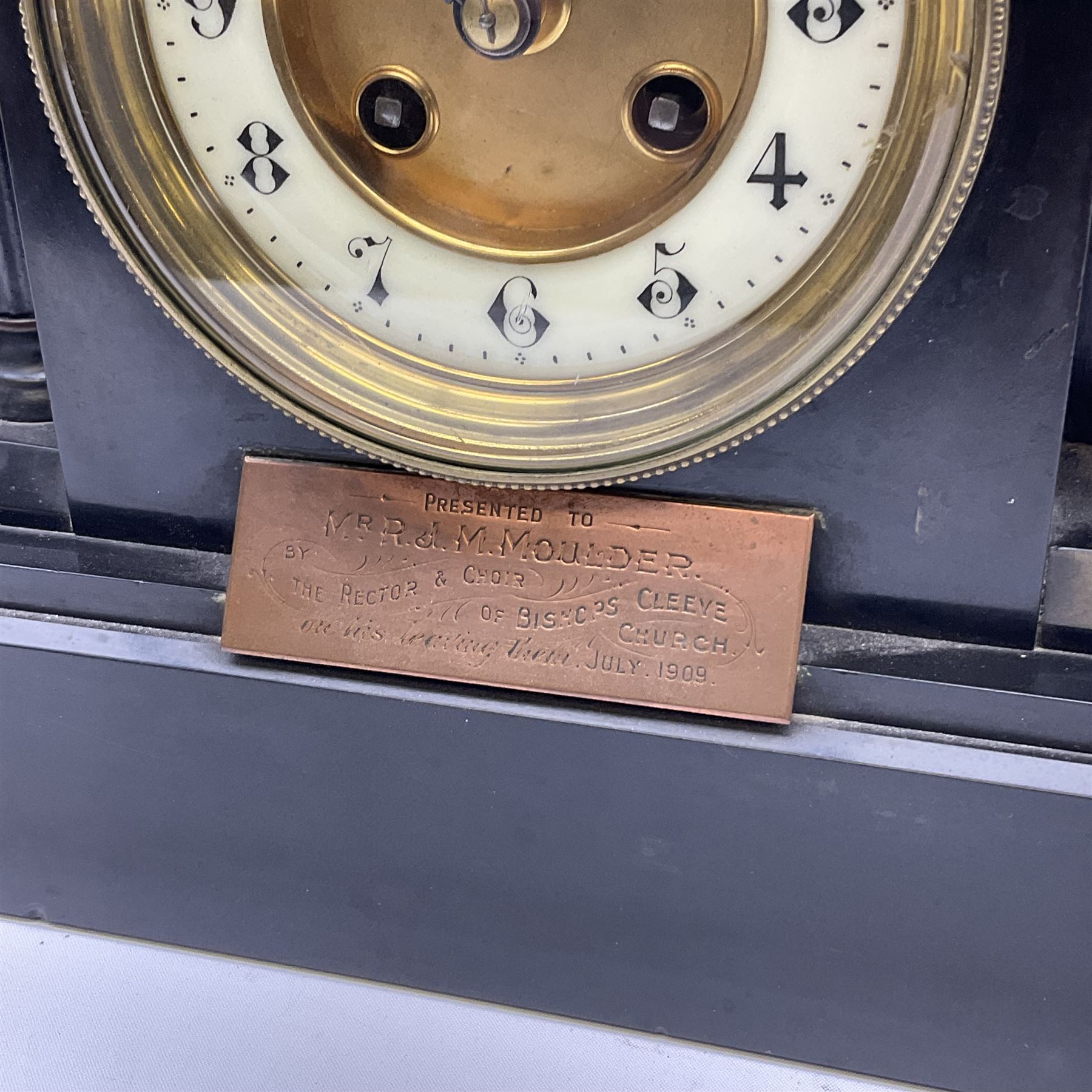 French eight-day mantle clock in a Belgium slate case - Image 4 of 5