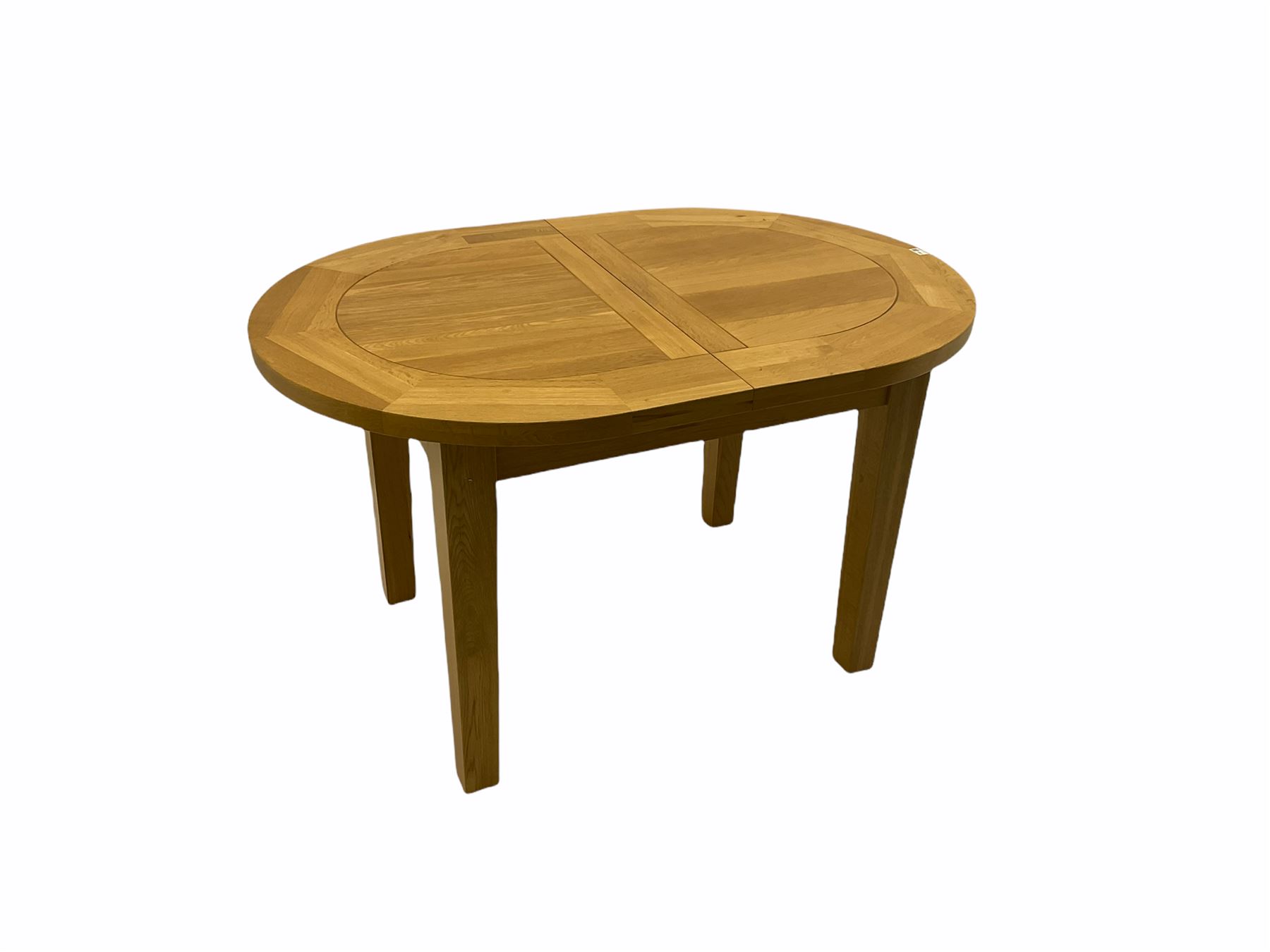 Solid oak oval extending dining table - Image 2 of 6
