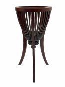 Small Georgian style mahogany circular jardini�re stand