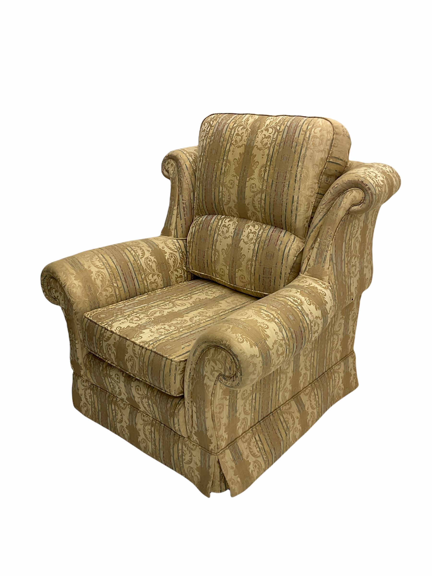 Wade - traditional shape armchair - Image 2 of 2