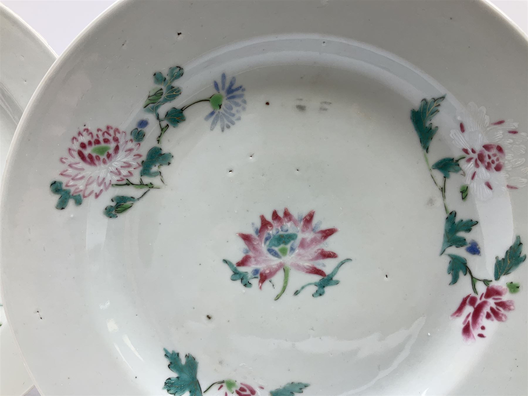 Three 18th century Chinese porcelain plates - Image 4 of 19