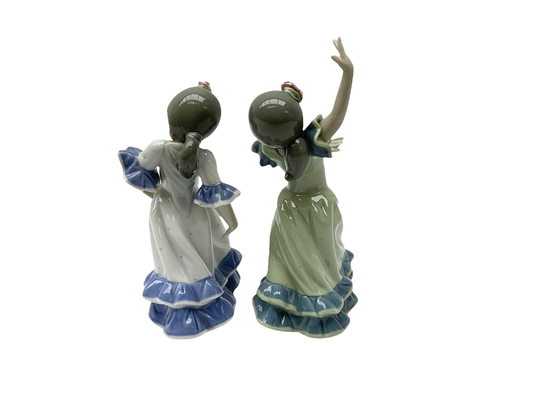 Lladro figure modelled as a female figure playing the flute - Image 8 of 9
