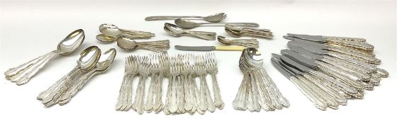 Oneida Community silver plated cutlery in the Mansion House pattern