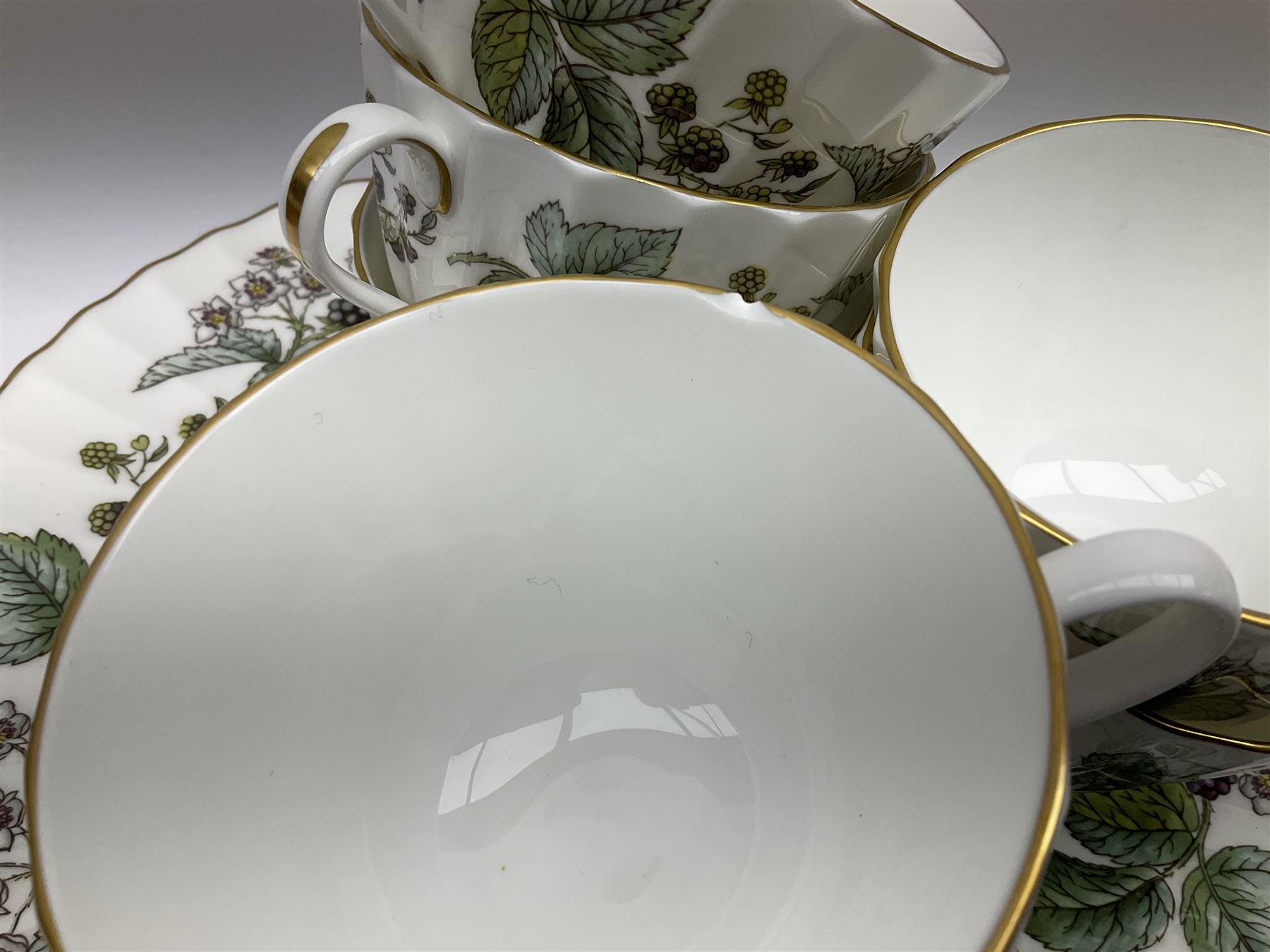 Royal Worcester dinner and tea wares - Bild 10 aus 10