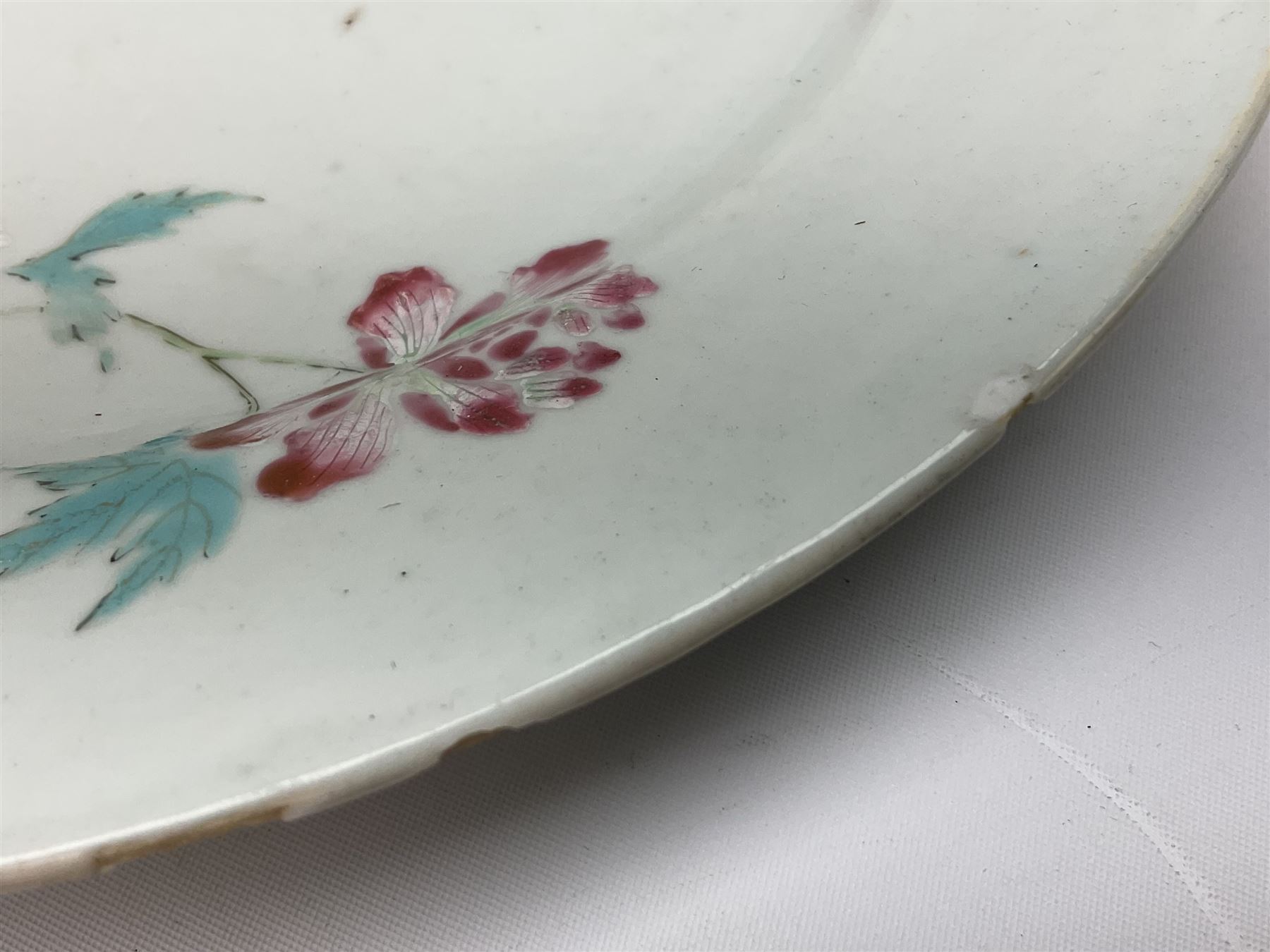 Three 18th century Chinese porcelain plates - Image 6 of 19