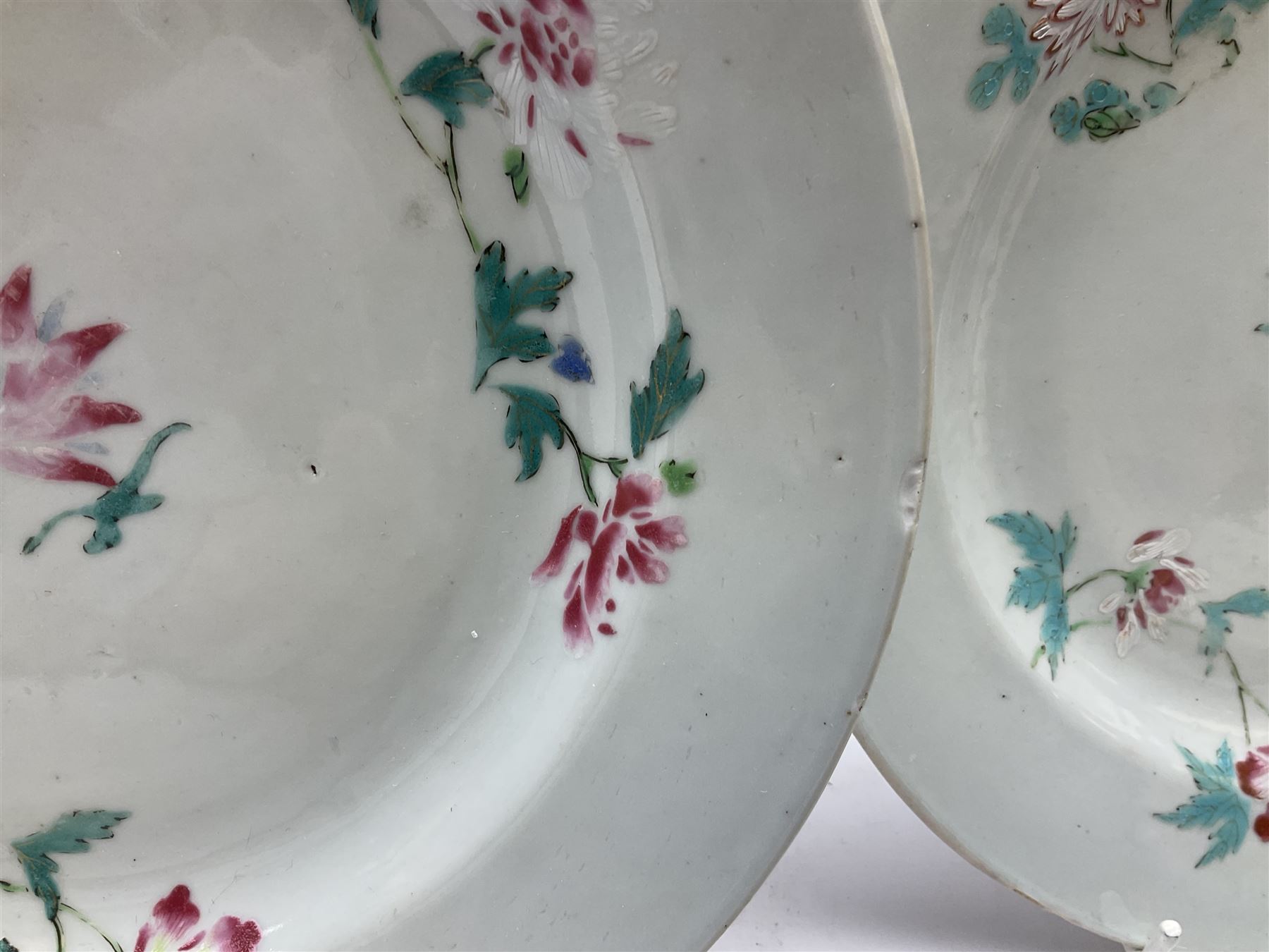 Three 18th century Chinese porcelain plates - Image 5 of 19