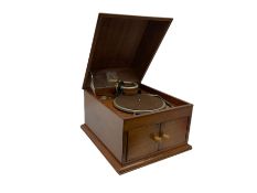 Late 20th century mahogany cased table top gramophone