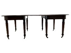 19th century figured mahogany dining table - two D-ends and leaf