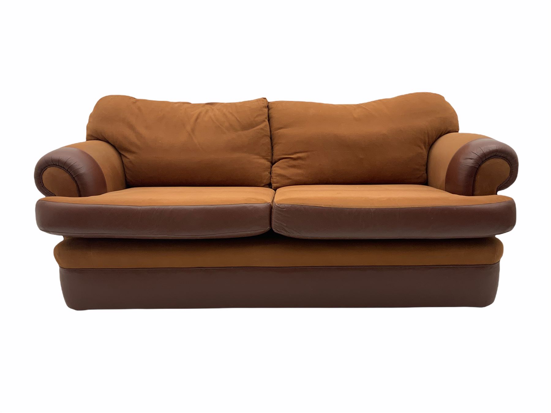 Peter Silk of Helmsley two seat sofa - Image 4 of 4