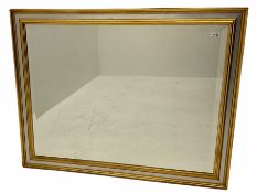 Rectangular wall mirror in gilt and silvered frame