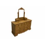 Pine dressing chest