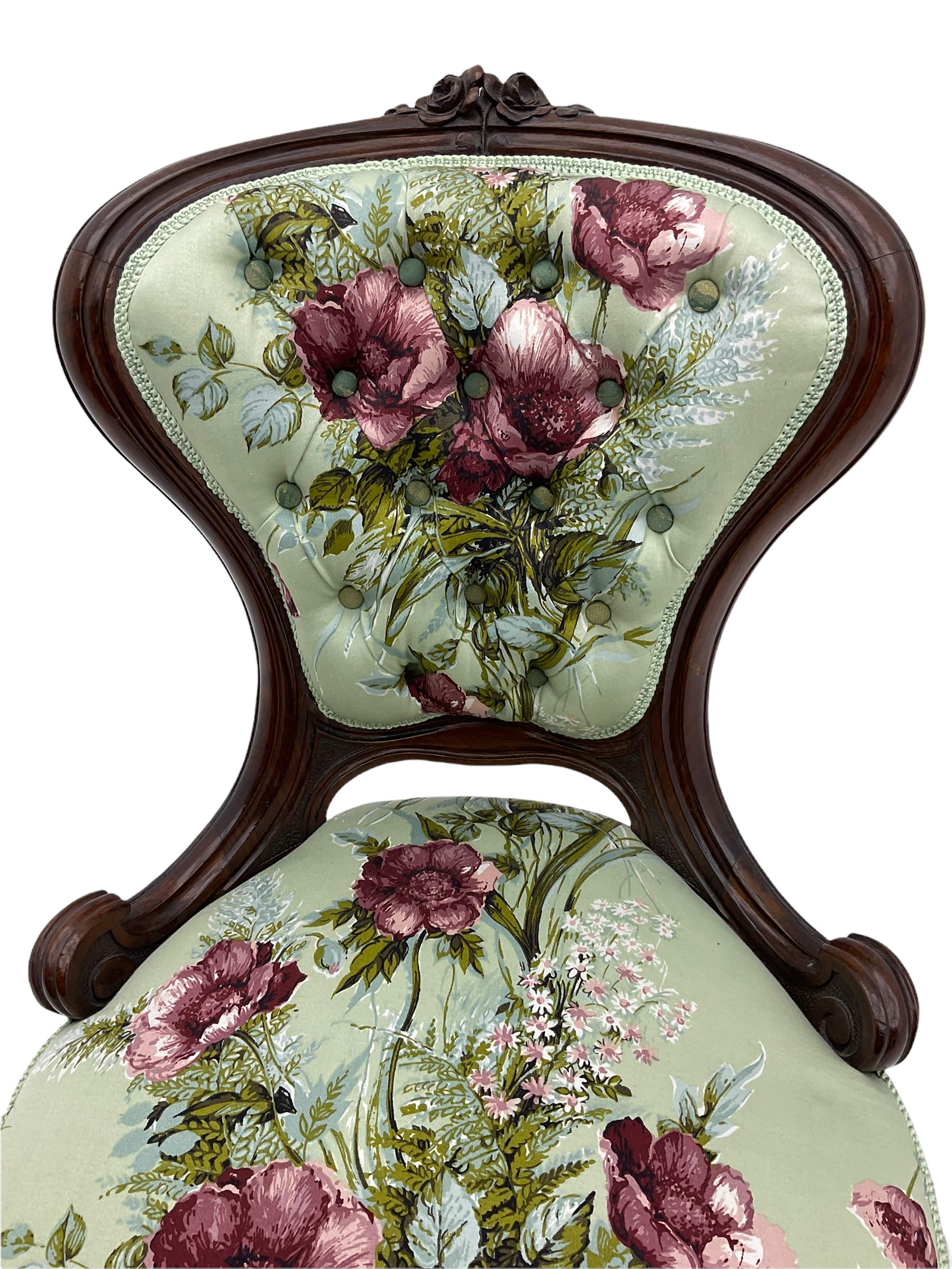 Victorian walnut framed nursing chair - Image 3 of 4