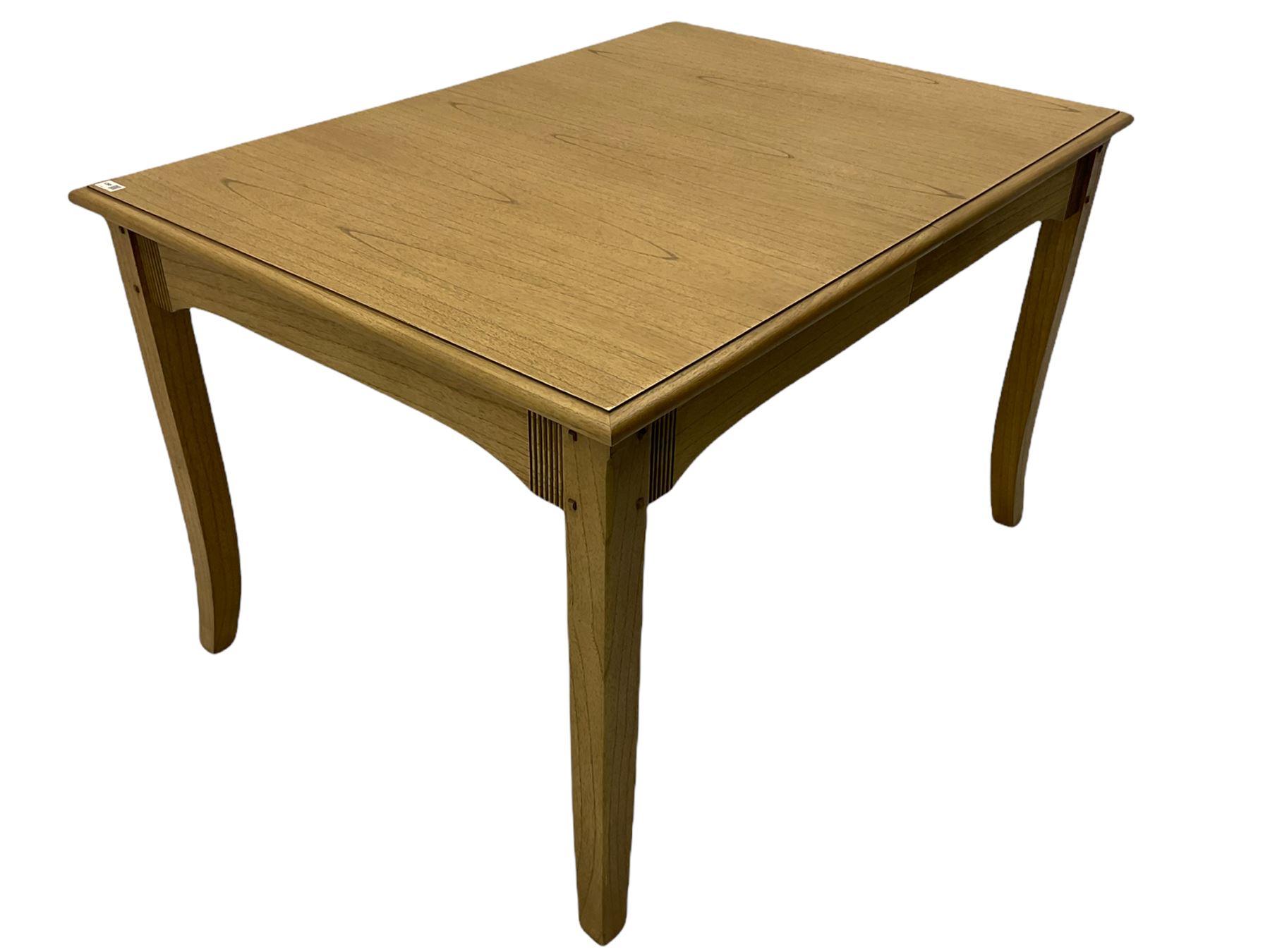 Windsor by Mark Devany oak rectangular extending dining table - Image 9 of 15