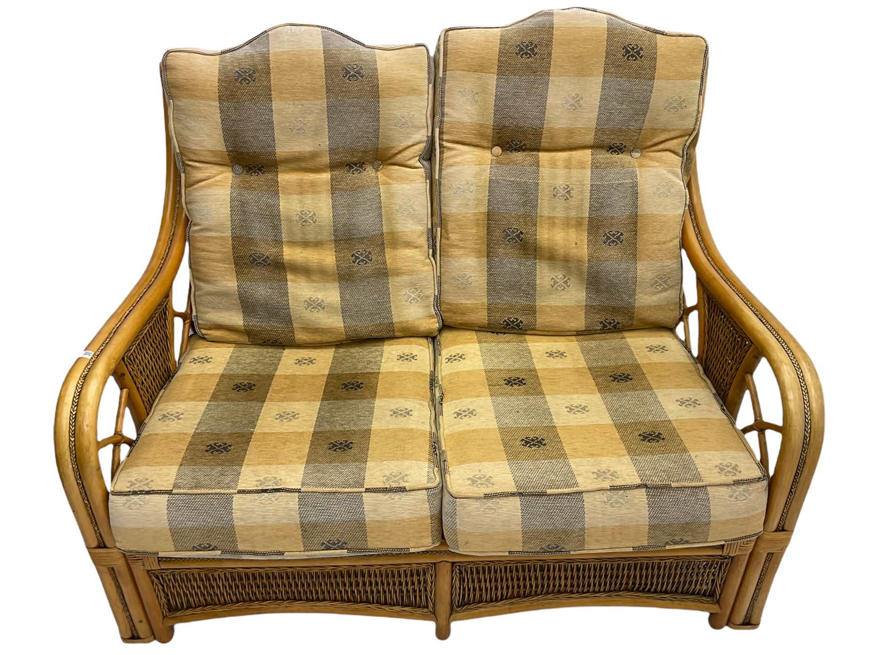 Two seat bamboo and cane conservatory sofa - Image 3 of 12