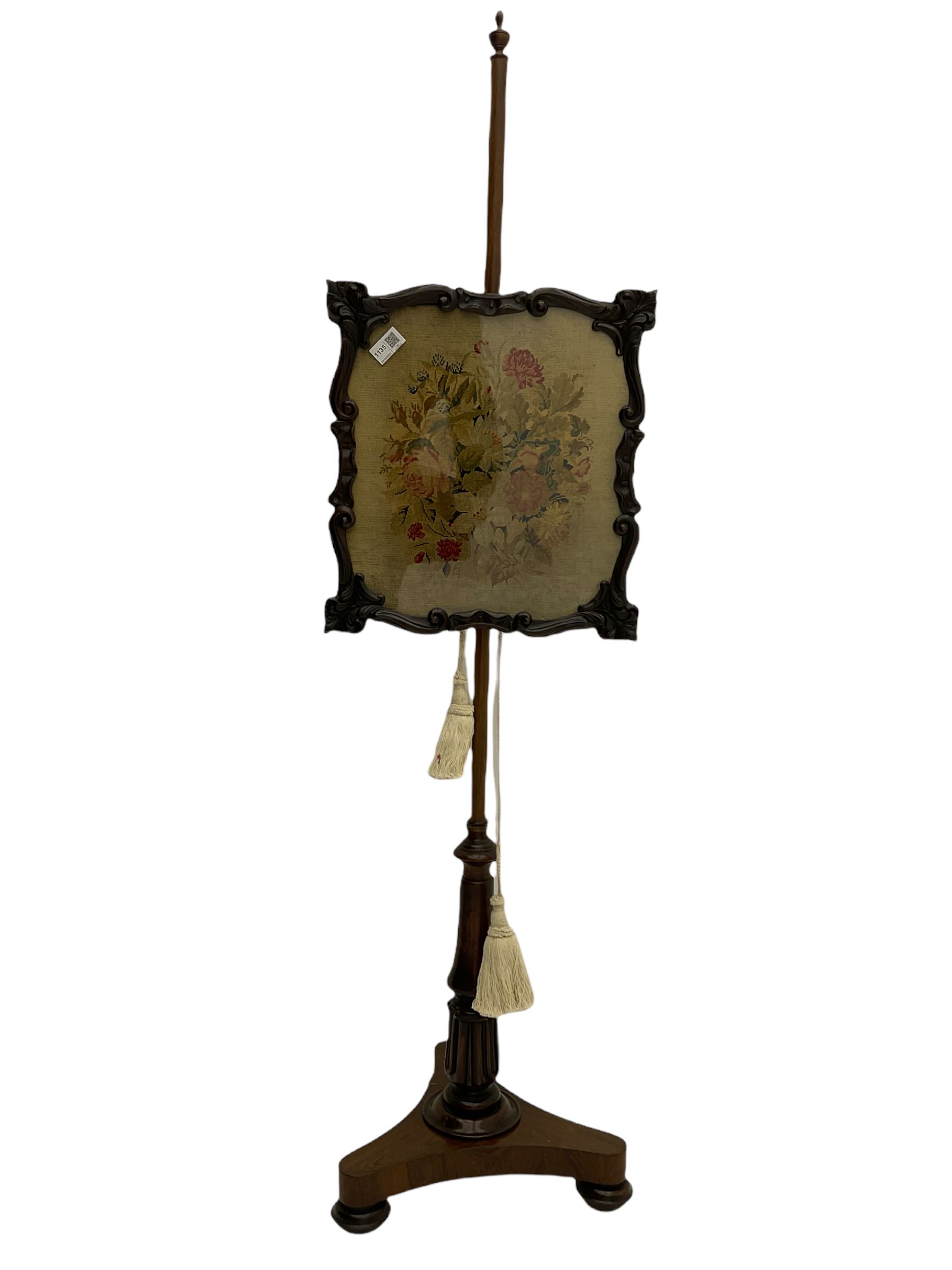Early 19th century pole screen