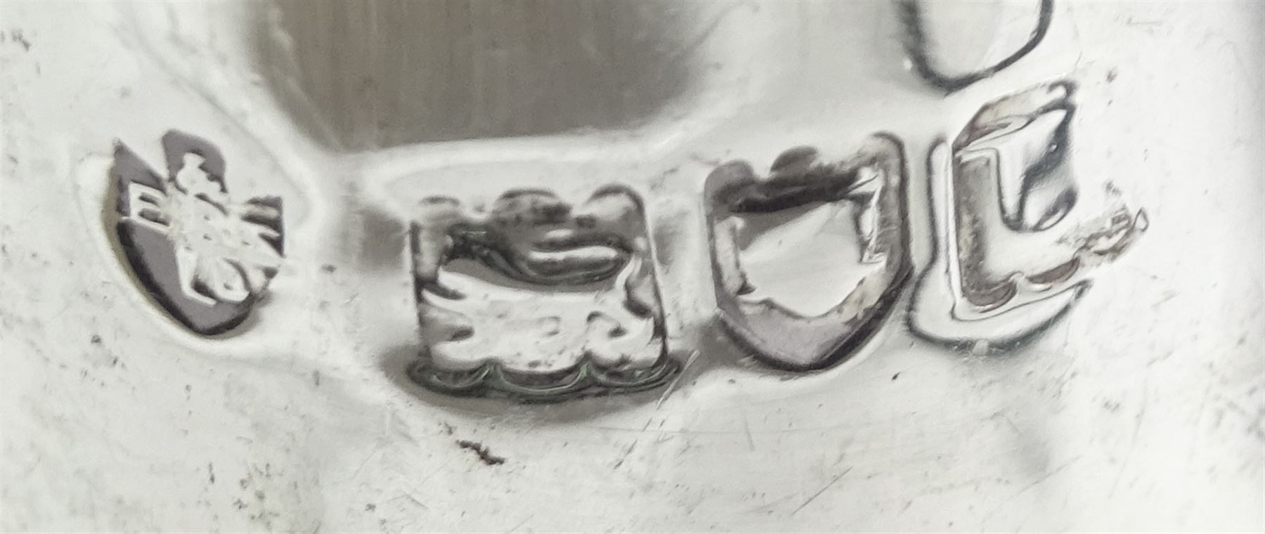Three piece silver cruet by Reid & Sons Ltd - Image 2 of 5