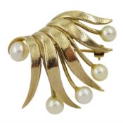 9ct gold pearl abstract spray brooch