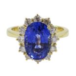 18ct gold fine Ceylon sapphire and diamond cluster ring