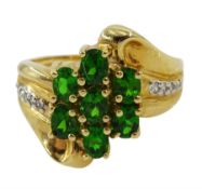 14ct gold green garnet cluster ring