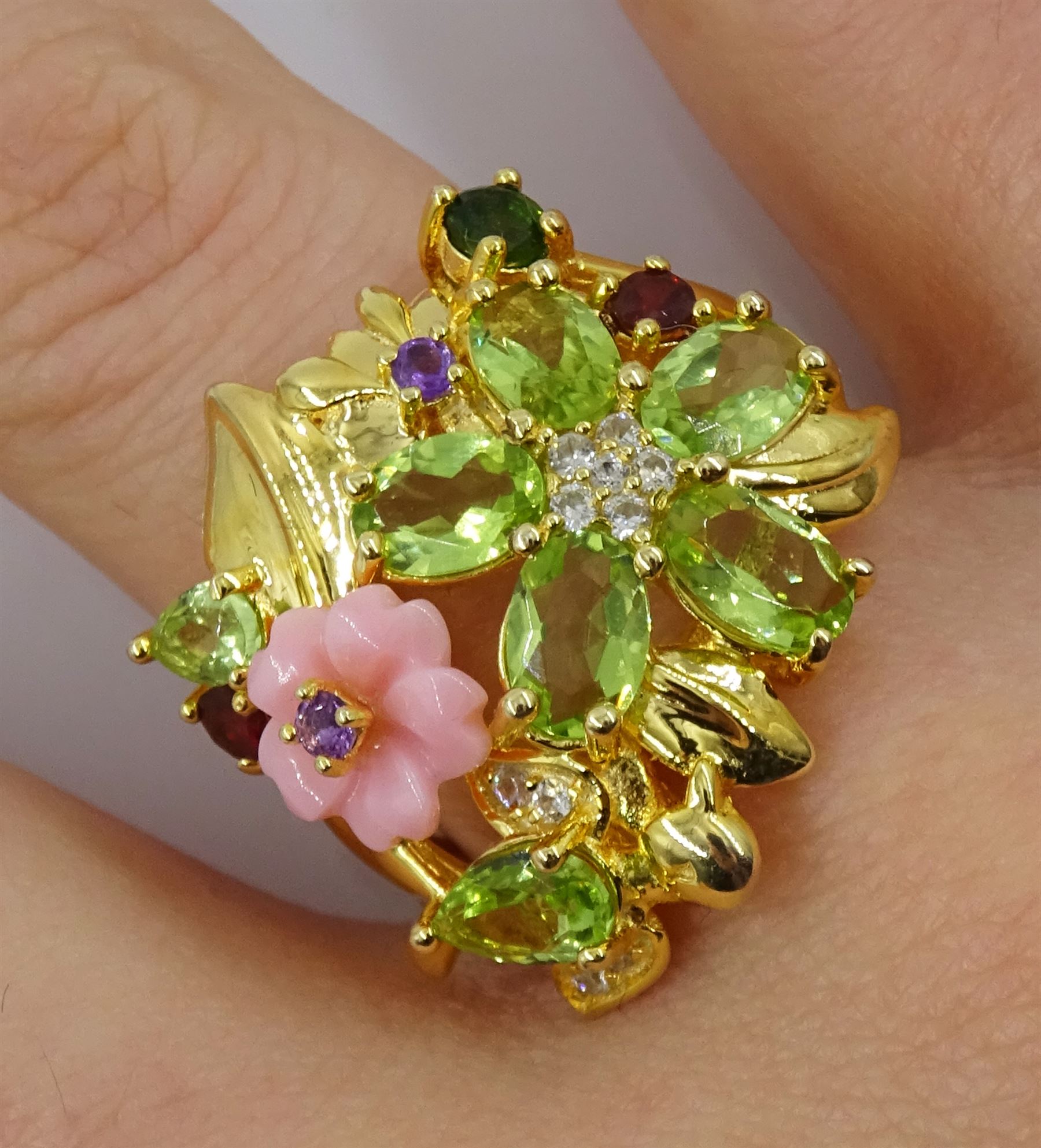 Silver-gilt gemstone set flower cluster ring including coral - Image 2 of 4