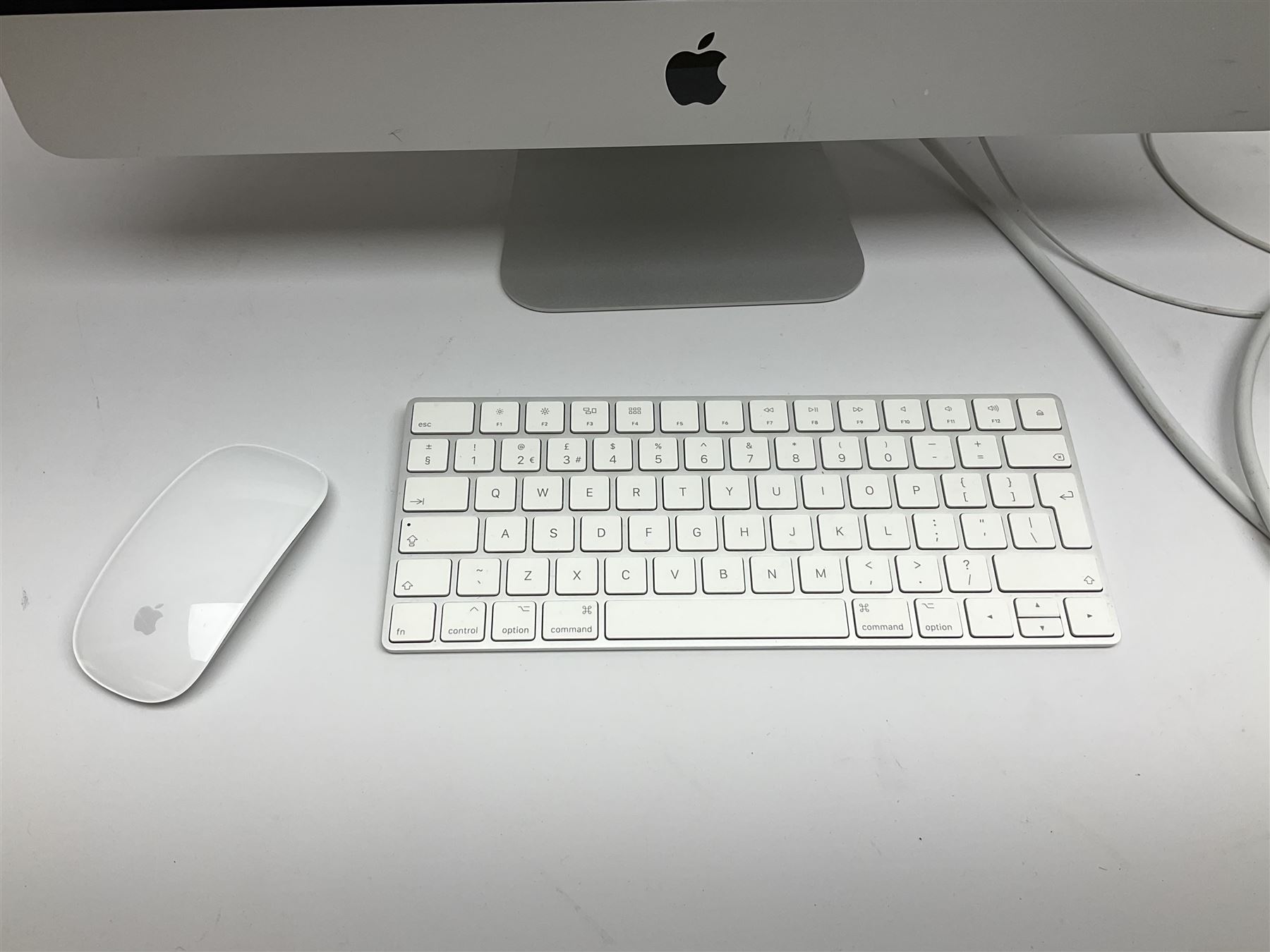 Apple iMac - Image 4 of 5