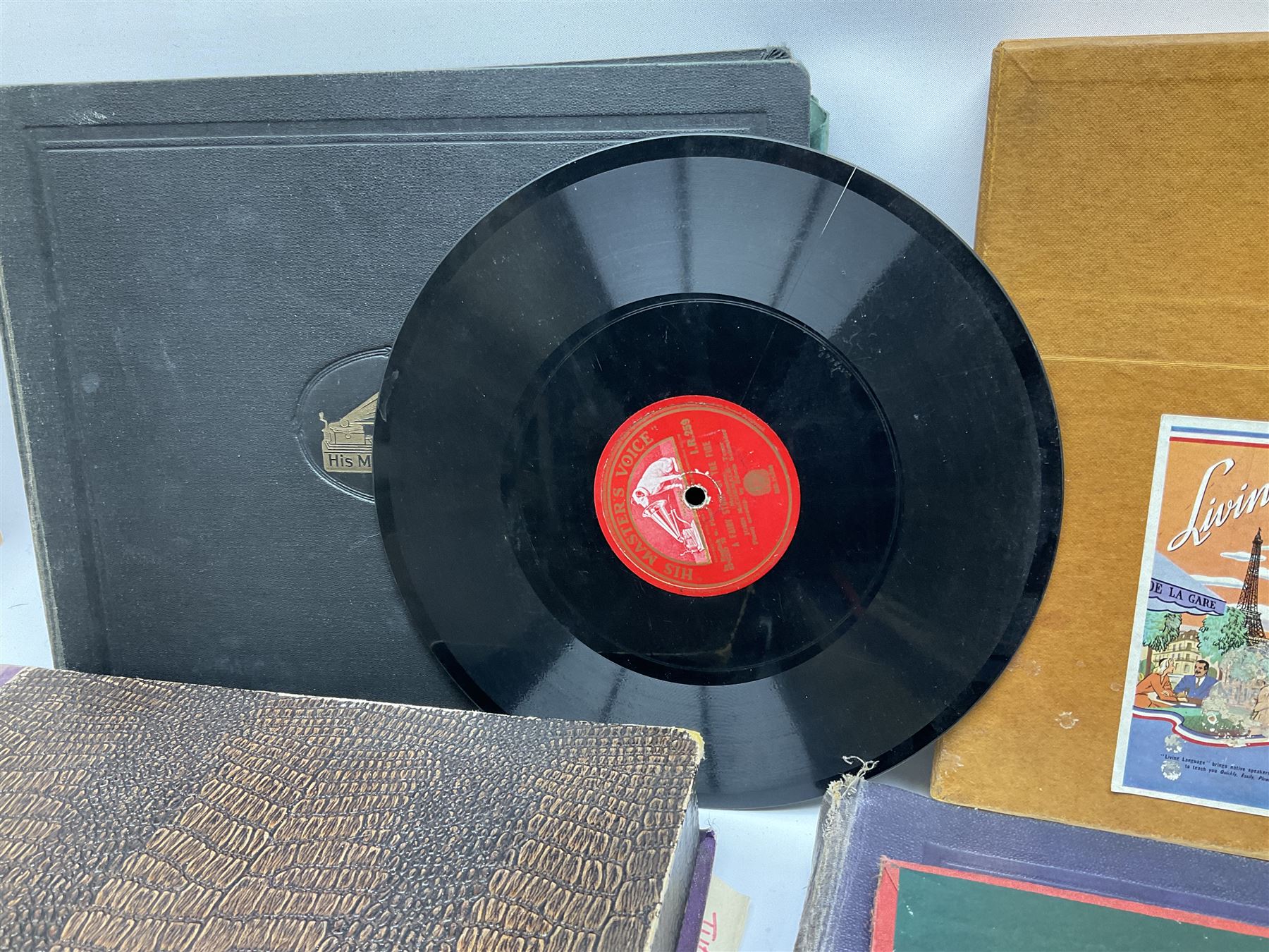 Quantity of 78rpm records including Reader's Digest 'Festival of International Hits' cased set and q - Image 4 of 5