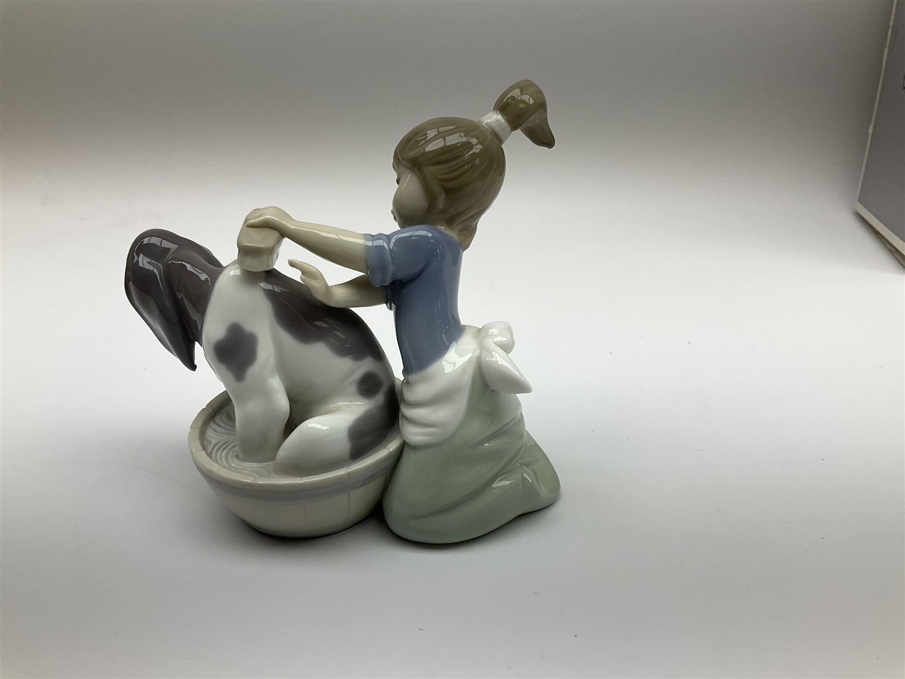 Lladro figure 'Bashful bather' - Image 9 of 9