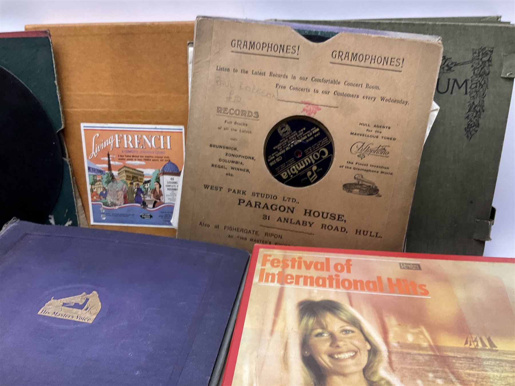 Quantity of 78rpm records including Reader's Digest 'Festival of International Hits' cased set and q - Image 2 of 5