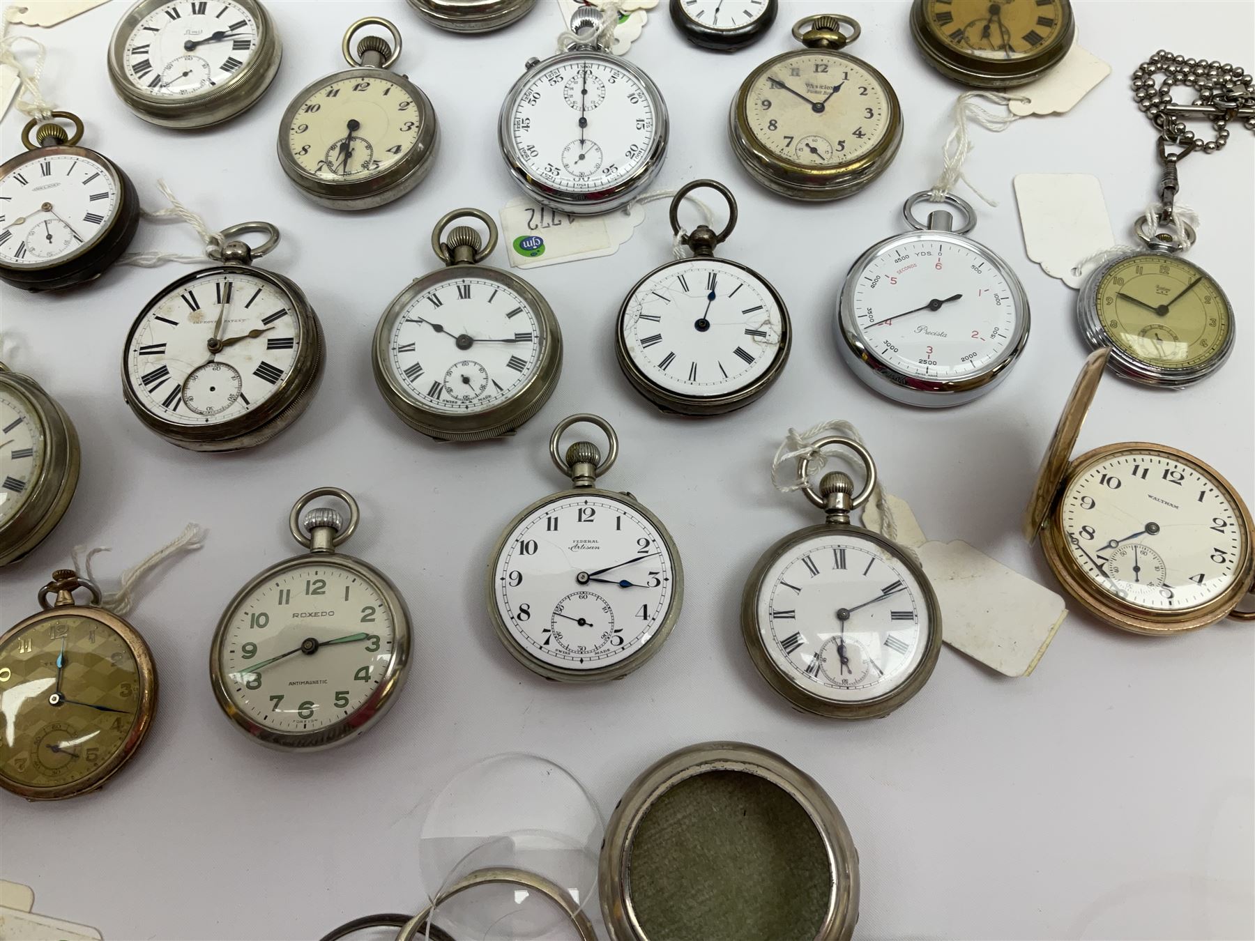 Collection of silver and metal pocket watches - Image 7 of 10