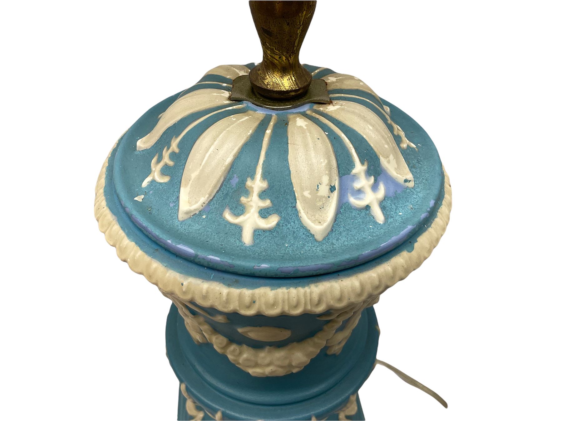 Ceramic urn shaped table lamp on a square pedestal base - Image 10 of 13