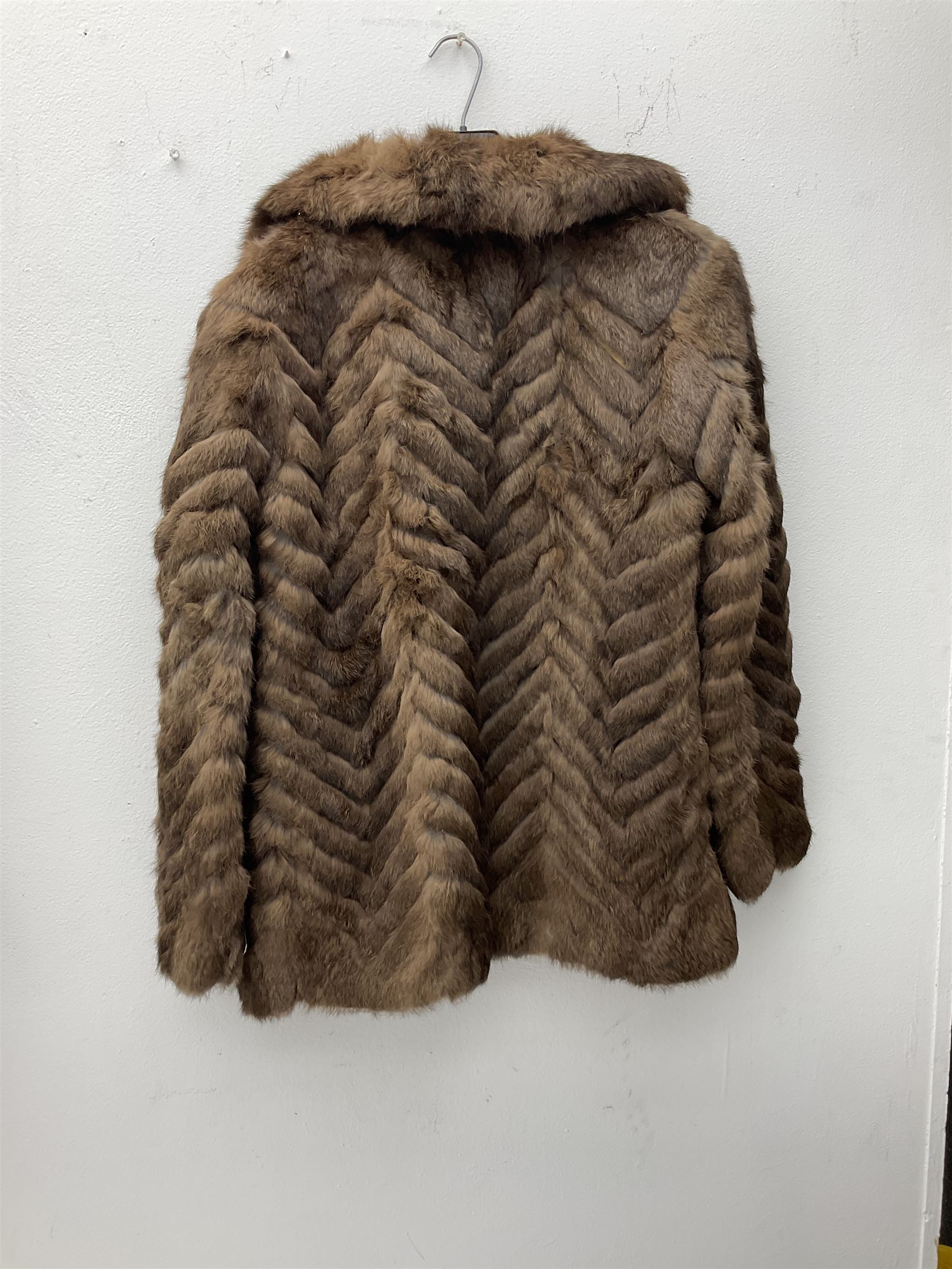 Ladies brown coney fur jacket - Image 4 of 11